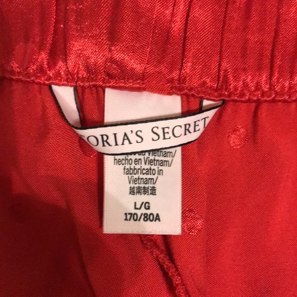 Victoria’s Secret NWT - red long pj set - size Large - red and white with dots - Picture 10 of 10